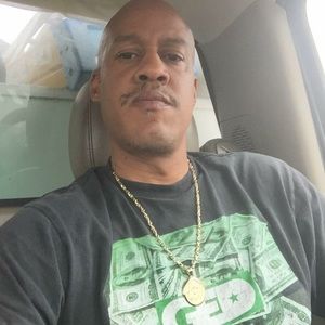 Meet your Posher, Omar